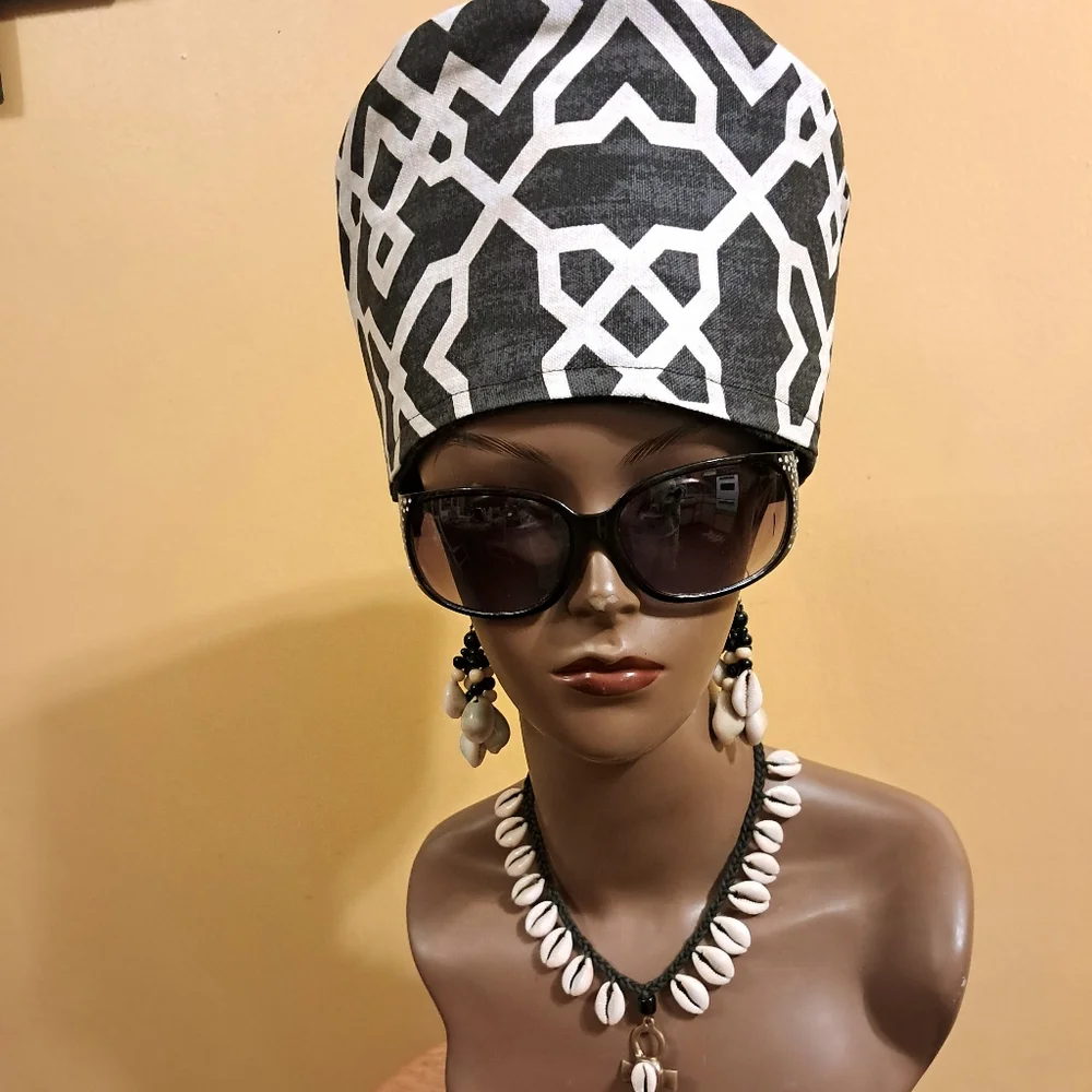 SALE ENDS IN 3 DAYS! NEW UNISEX KUFI STYLE HAT BLACK MULTI REVERSIBLE 24